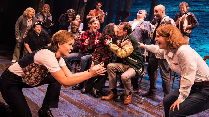 cfa 03_1381_The_First_North_American_Tour_Company_of_COME_FROM_AWAY_Photo_by_Matthew_Murphy_2018