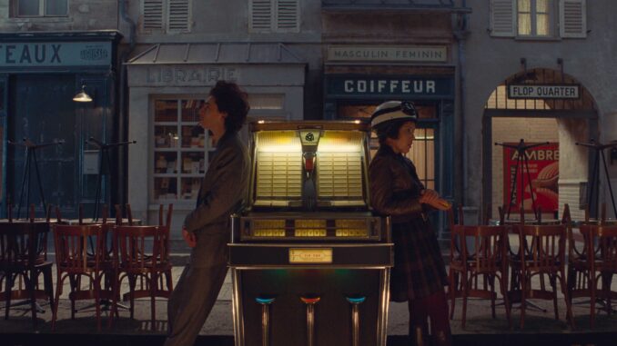 FD Timothée Chalamet and Lyna Khoudri in the film THE FRENCH DISPATCH. Photo Courtesy of Searchlight Pictures. © 2021 20th Century Studios.